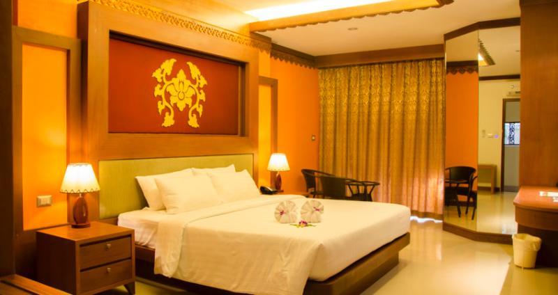 Shanaya & Hotell 4*